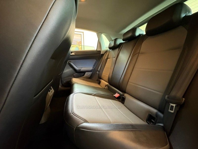 VOLKSWAGEN POLO 1.0200 TSI HIGHLINE 2020/2020 AUTOGRIF MOTORS CAMPO BOM / Carros no Vale