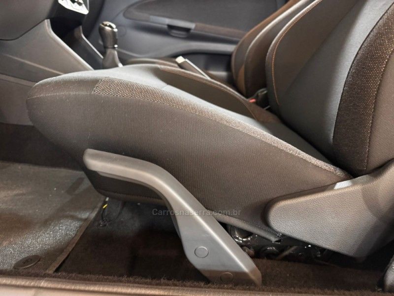 VOLKSWAGEN SAVEIRO 1.6 MSI TRENDLINE CS 16V 2026/2026 AUTOGRIF MOTORS CAMPO BOM / Carros no Vale