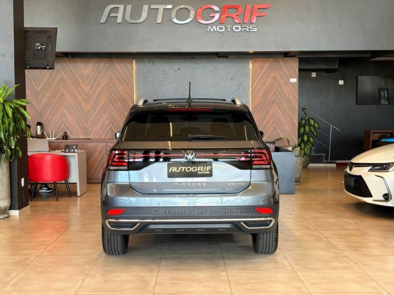 VOLKSWAGEN T-CROSS 1.4 HIGHLINE TSI 16V 2022/2023 AUTOGRIF MOTORS CAMPO BOM / Carros no Vale VOLKSWAGEN T-CROSS 1.4 HIGHLINE TSI 16V 2022/2023 AUTOGRIF MOTORS CAMPO BOM / Carros no Vale