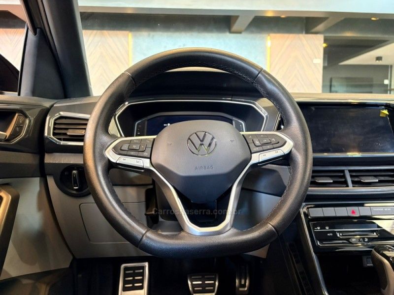 VOLKSWAGEN T-CROSS 1.4 HIGHLINE TSI 16V 2022/2023 AUTOGRIF MOTORS CAMPO BOM / Carros no Vale VOLKSWAGEN T-CROSS 1.4 HIGHLINE TSI 16V 2022/2023 AUTOGRIF MOTORS CAMPO BOM / Carros no Vale