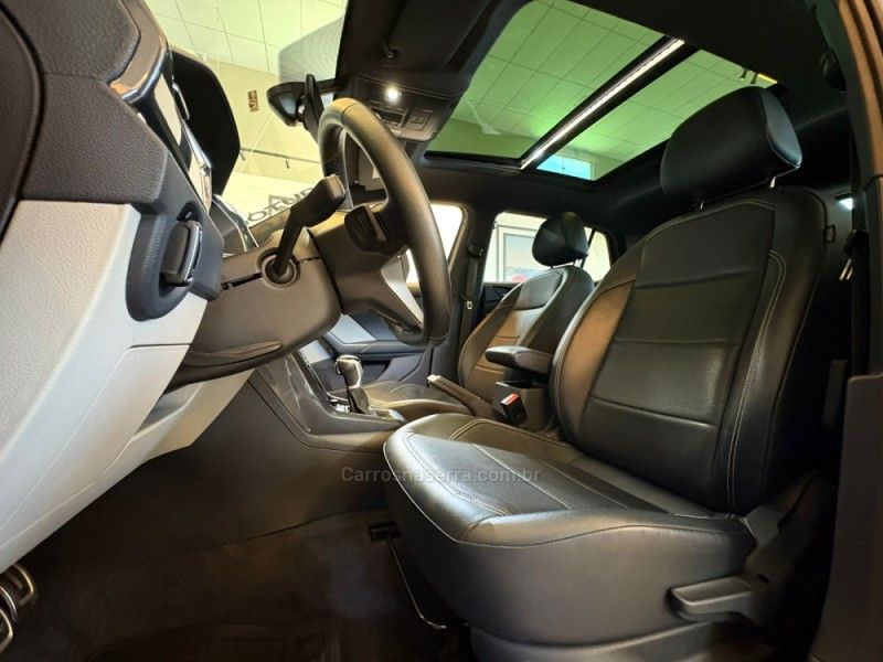 VOLKSWAGEN T-CROSS 1.4 HIGHLINE TSI 16V 2022/2023 AUTOGRIF MOTORS CAMPO BOM / Carros no Vale VOLKSWAGEN T-CROSS 1.4 HIGHLINE TSI 16V 2022/2023 AUTOGRIF MOTORS CAMPO BOM / Carros no Vale