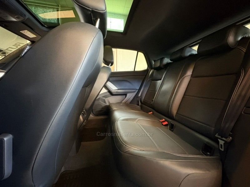 VOLKSWAGEN T-CROSS 1.4 HIGHLINE TSI 16V 2022/2023 AUTOGRIF MOTORS CAMPO BOM / Carros no Vale VOLKSWAGEN T-CROSS 1.4 HIGHLINE TSI 16V 2022/2023 AUTOGRIF MOTORS CAMPO BOM / Carros no Vale