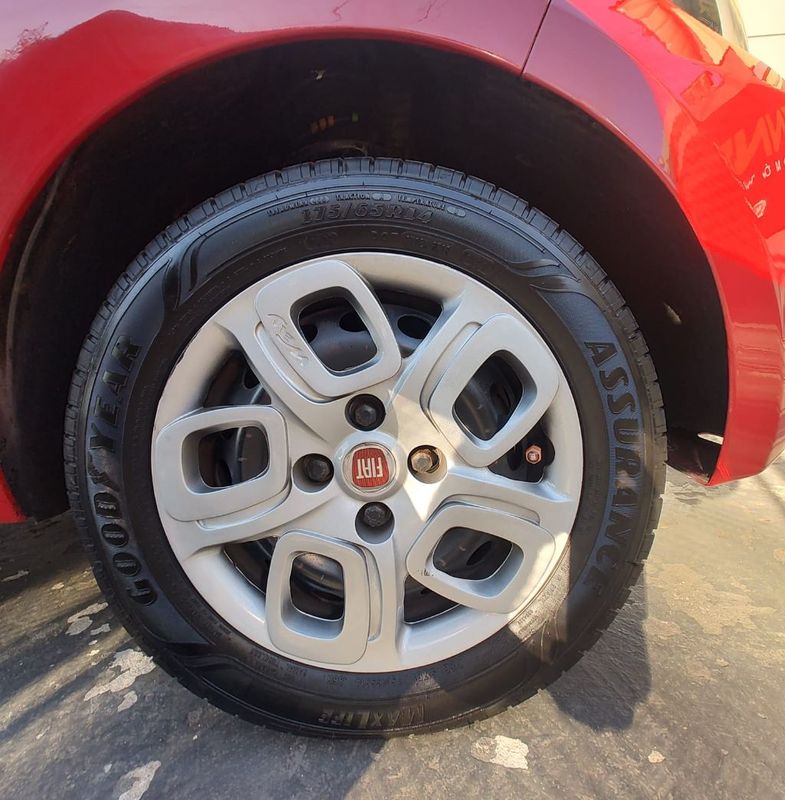 Fiat MOBI LIKE 1.0 Fire 2016/2017 RENNER AUTOMÓVEIS LAJEADO / Carros no Vale