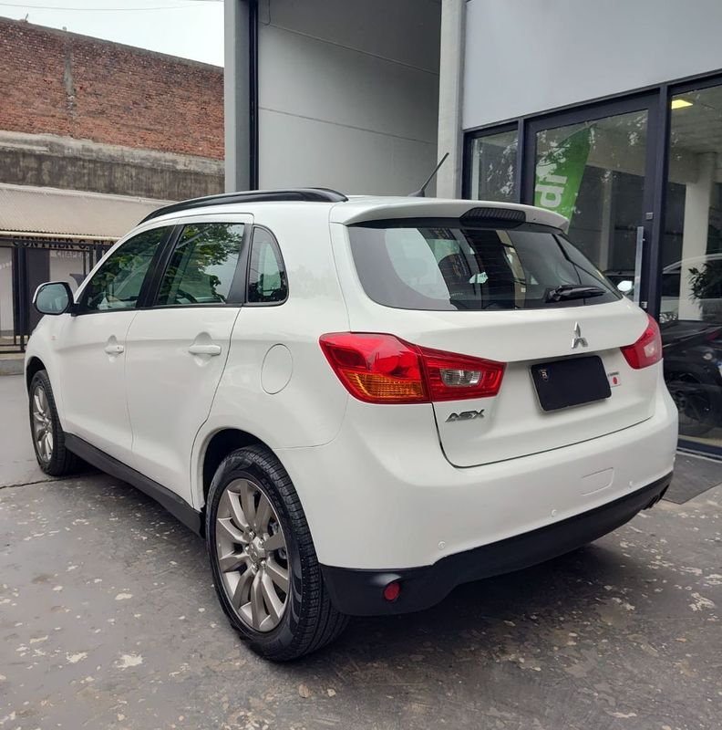 Mitsubishi ASX 2.0 16V 160cv 2015/2015 RENNER AUTOMÓVEIS LAJEADO / Carros no Vale