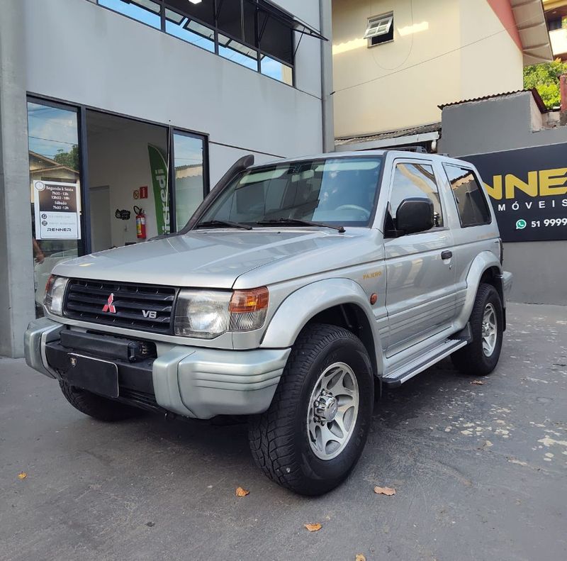 Mitsubishi Pajero GLS 3.0 V6 1997/1997 RENNER AUTOMÓVEIS LAJEADO / Carros no Vale Mitsubishi Pajero GLS 3.0 V6 1997/1997 RENNER AUTOMÓVEIS LAJEADO / Carros no Vale
