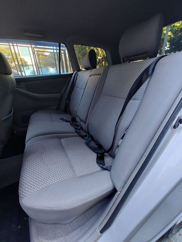 Toyota Corolla Fielder SW 1.8/ XEi 2005/2005 RENNER AUTOMÓVEIS LAJEADO / Carros no Vale