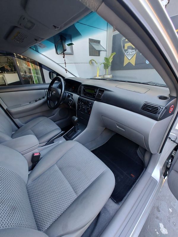 Toyota Corolla Fielder SW 1.8/ XEi 2005/2005 RENNER AUTOMÓVEIS LAJEADO / Carros no Vale