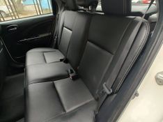 Toyota ETIOS CROSS 1.5 16V Mec. 2016/2017 RENNER AUTOMÓVEIS LAJEADO / Carros no Vale