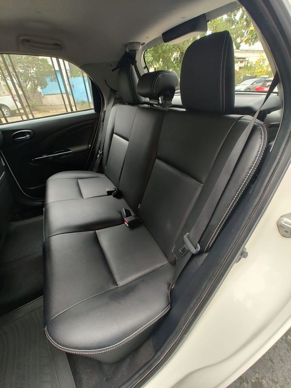 Toyota ETIOS CROSS 1.5 16V Mec. 2016/2017 RENNER AUTOMÓVEIS LAJEADO / Carros no Vale