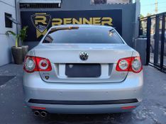 VOLKSWAGEN JETTA 2.5 20V 150/170cv Tiptronic 2008/2009 RENNER AUTOMÓVEIS LAJEADO / Carros no Vale