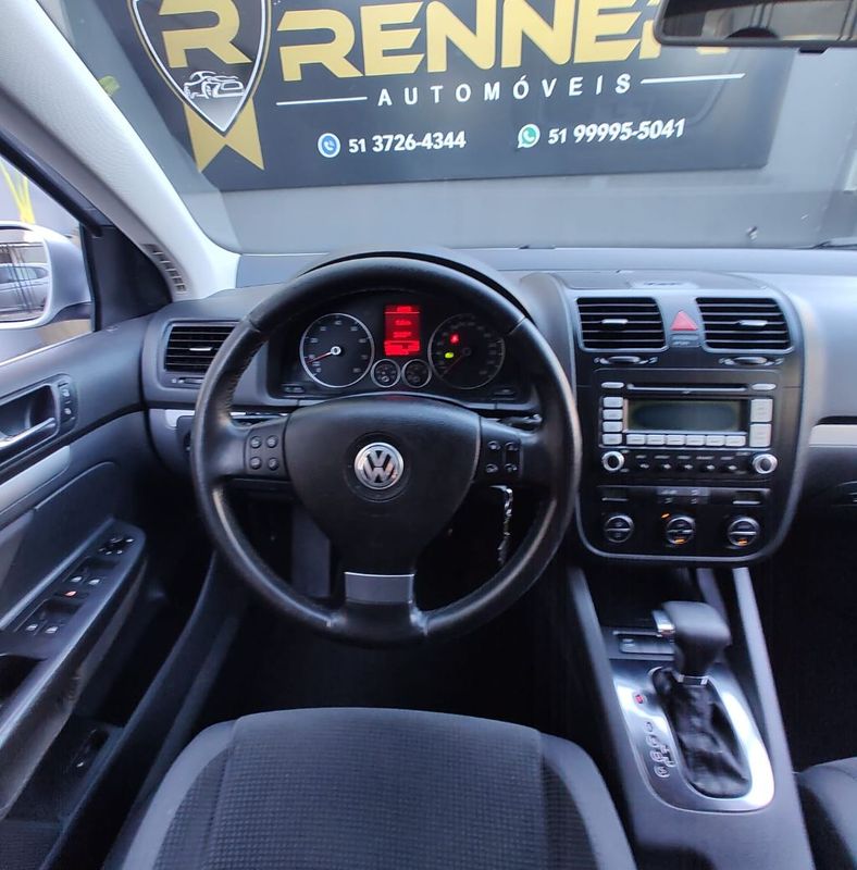 VOLKSWAGEN JETTA 2.5 20V 150/170cv Tiptronic 2008/2009 RENNER AUTOMÓVEIS LAJEADO / Carros no Vale