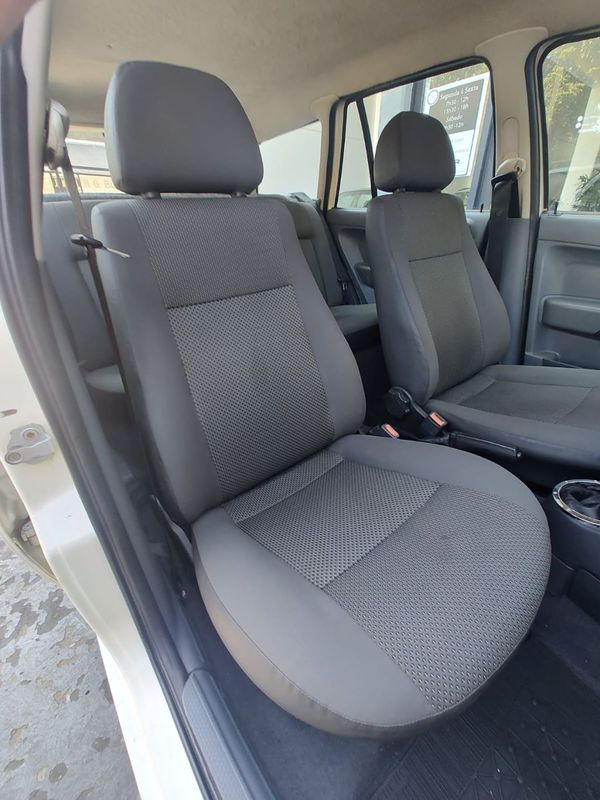 VOLKSWAGEN Parati 1.6Mi/1.6Mi City/T.Field T. 2009/2009 RENNER AUTOMÓVEIS LAJEADO / Carros no Vale