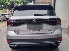 VOLKSWAGEN T-Cross Hig 250 TSI 1.4 16V 2023/2024 RENNER AUTOMÓVEIS LAJEADO / Carros no Vale
