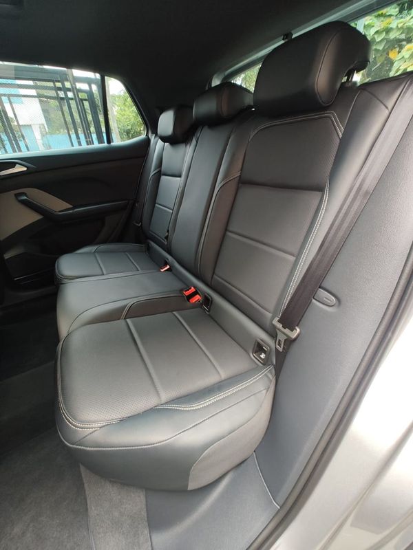 VOLKSWAGEN T-Cross Hig 250 TSI 1.4 16V 2023/2024 RENNER AUTOMÓVEIS LAJEADO / Carros no Vale