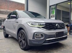 VOLKSWAGEN T-Cross Hig 250 TSI 1.4 16V 2023/2024 RENNER AUTOMÓVEIS LAJEADO / Carros no Vale