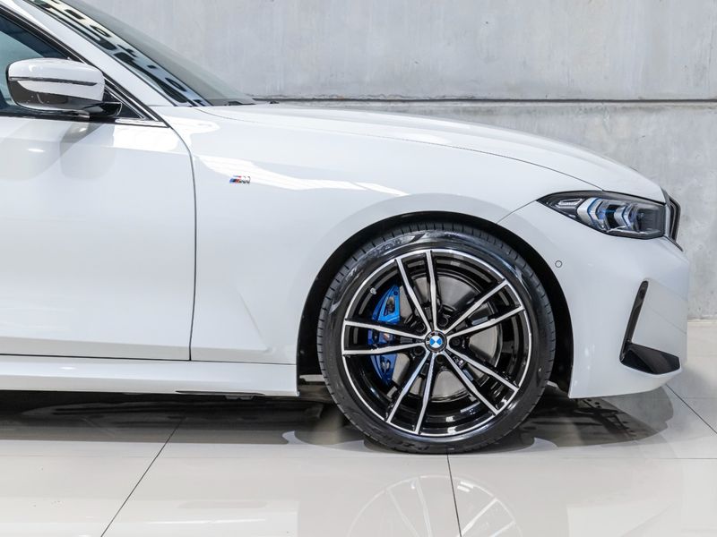 BMW 320i 2.0 16V TURBO M SPORT 2024/2024 PASTORE CAR COLLECTION BENTO GONÇALVES / Carros no Vale