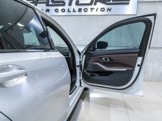 BMW 320i 2.0 16V TURBO M SPORT 2024/2024 PASTORE CAR COLLECTION BENTO GONÇALVES / Carros no Vale