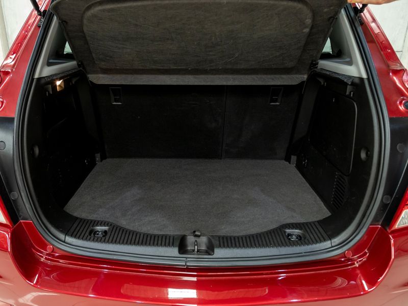 CHEVROLET TRACKER 1.4 16V TURBO PREMIER 2019/2019 PASTORE CAR COLLECTION BENTO GONÇALVES / Carros no Vale