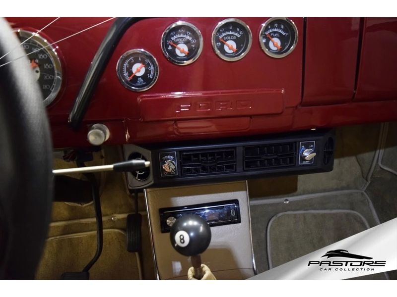 FORD F-1 V8 1951/1951 PASTORE CAR COLLECTION BENTO GONÇALVES / Carros no Vale