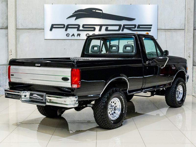 FORD F-1000 4.3 XL 4X2 CS TURBO 1997/1998 PASTORE CAR COLLECTION BENTO GONÇALVES / Carros no Vale