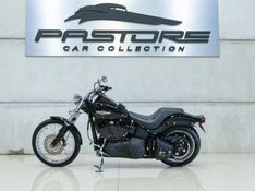 HARLEY-DAVIDSON SOFTAIL CUSTOM SOFTAIL CUSTOM 2008/2008 PASTORE CAR COLLECTION BENTO GONÇALVES / Carros no Vale