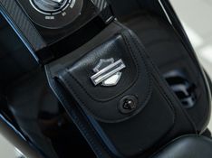 HARLEY-DAVIDSON SOFTAIL CUSTOM SOFTAIL CUSTOM 2008/2008 PASTORE CAR COLLECTION BENTO GONÇALVES / Carros no Vale