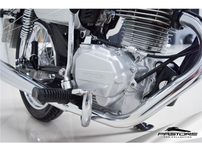 Honda Motos CG 125 ML CG 125 ML 1983/1984 PASTORE CAR COLLECTION BENTO GONÇALVES / Carros no Vale
