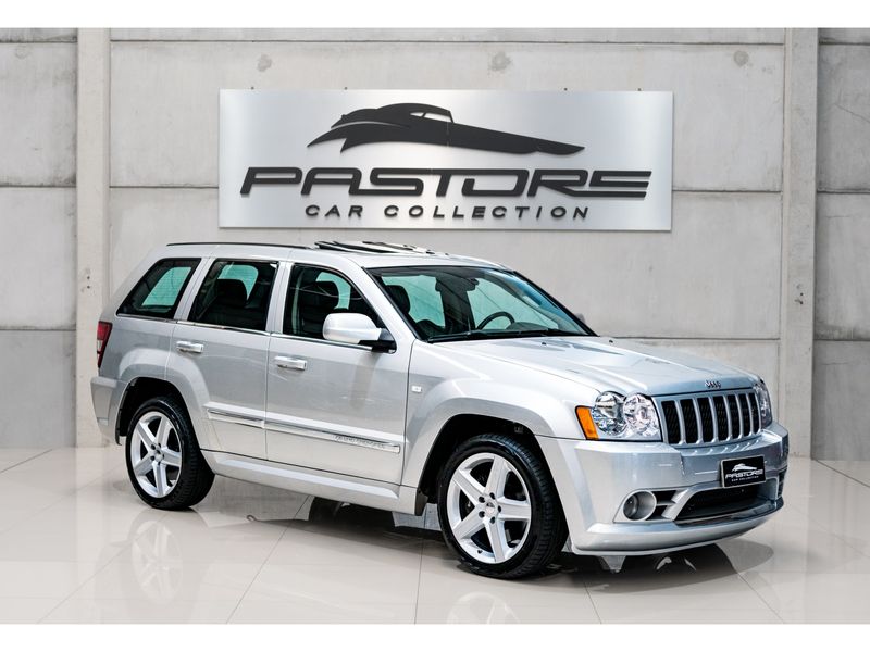 JEEP GRAND CHEROKEE 6.1 SRT HEMI 4X4 V8 16V 2006/2006 PASTORE CAR COLLECTION BENTO GONÇALVES / Carros no Vale JEEP GRAND CHEROKEE 6.1 SRT HEMI 4X4 V8 16V 2006/2006 PASTORE CAR COLLECTION BENTO GONÇALVES / Carros no Vale