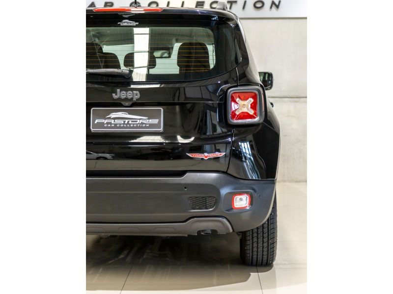 JEEP RENEGADE 2.0 16V TURBO TRAILHAWK 4X4 2015/2016 PASTORE CAR COLLECTION BENTO GONÇALVES / Carros no Vale
