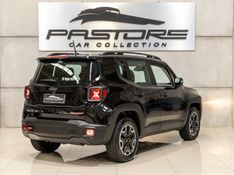 JEEP RENEGADE 2.0 16V TURBO TRAILHAWK 4X4 2015/2016 PASTORE CAR COLLECTION BENTO GONÇALVES / Carros no Vale