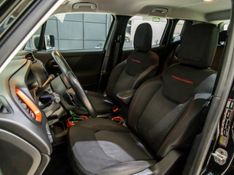 JEEP RENEGADE 2.0 16V TURBO TRAILHAWK 4X4 2015/2016 PASTORE CAR COLLECTION BENTO GONÇALVES / Carros no Vale