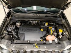 JEEP RENEGADE 2.0 16V TURBO TRAILHAWK 4X4 2015/2016 PASTORE CAR COLLECTION BENTO GONÇALVES / Carros no Vale