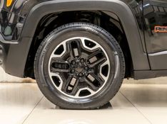 JEEP RENEGADE 2.0 16V TURBO TRAILHAWK 4X4 2015/2016 PASTORE CAR COLLECTION BENTO GONÇALVES / Carros no Vale
