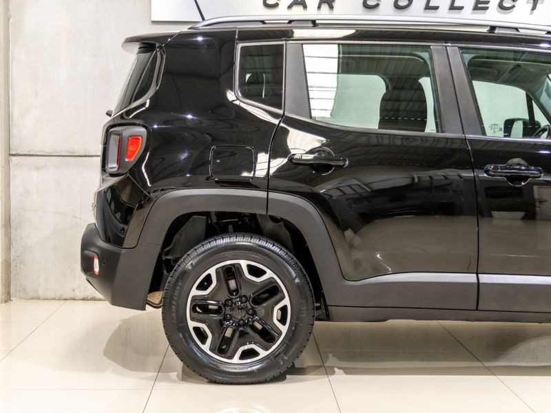 JEEP RENEGADE 2.0 16V TURBO TRAILHAWK 4X4 2015/2016 PASTORE CAR COLLECTION BENTO GONÇALVES / Carros no Vale