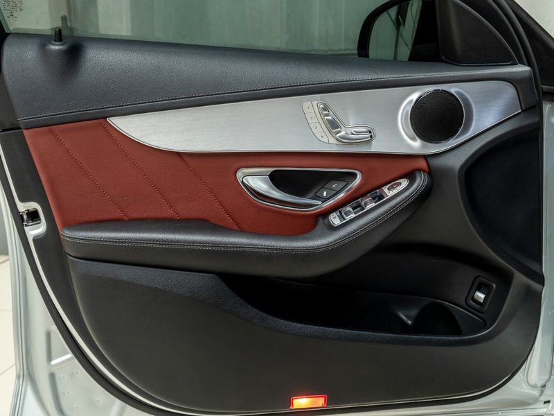 MERCEDES-BENZ C 450 3.0 V6 AMG SPORT 4MATIC 7G-TRONIC 2016/2016 PASTORE CAR COLLECTION BENTO GONÇALVES / Carros no Vale MERCEDES-BENZ C 450 3.0 V6 AMG SPORT 4MATIC 7G-TRONIC 2016/2016 PASTORE CAR COLLECTION BENTO GONÇALVES / Carros no Vale