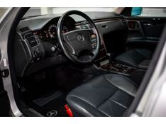MERCEDES-BENZ E 430 4.3 ELEGANCE V8 1999/1999 PASTORE CAR COLLECTION BENTO GONÇALVES / Carros no Vale