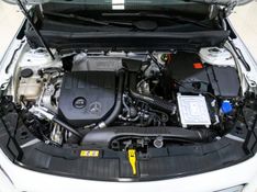 MERCEDES-BENZ GLB 200 1.3 CGI PROGRESSIVE 7G-DCT 2022/2023 PASTORE CAR COLLECTION BENTO GONÇALVES / Carros no Vale