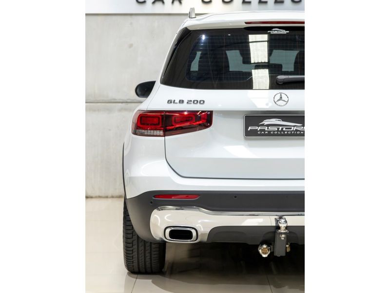 MERCEDES-BENZ GLB 200 1.3 CGI PROGRESSIVE 7G-DCT 2022/2023 PASTORE CAR COLLECTION BENTO GONÇALVES / Carros no Vale