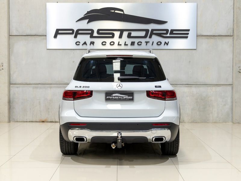 MERCEDES-BENZ GLB 200 1.3 CGI PROGRESSIVE 7G-DCT 2022/2023 PASTORE CAR COLLECTION BENTO GONÇALVES / Carros no Vale