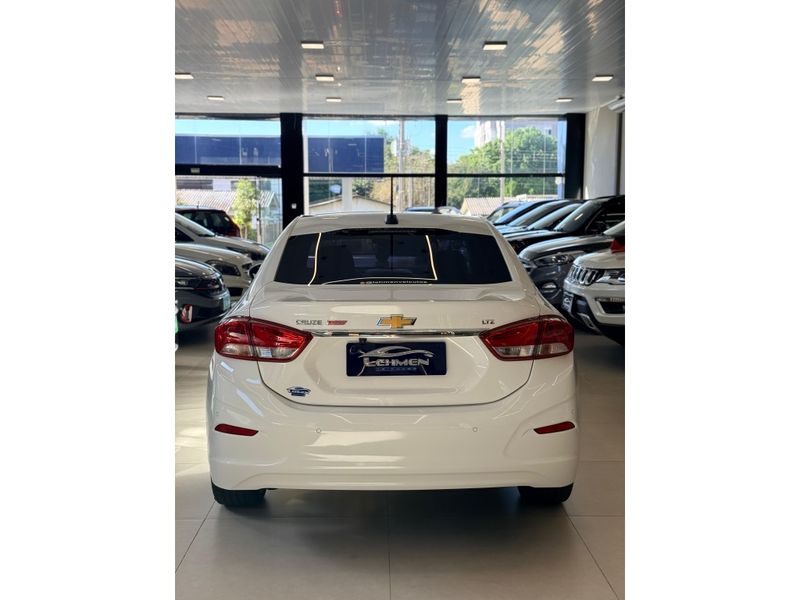 CHEVROLET CRUZE 1.4 TURBO LTZ 16V 2021/2022 LEHMEN VEÍCULOS VENÂNCIO AIRES / Carros no Vale