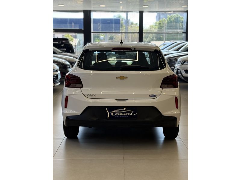 CHEVROLET ONIX 1.0 2020/2021 LEHMEN VEÍCULOS VENÂNCIO AIRES / Carros no Vale