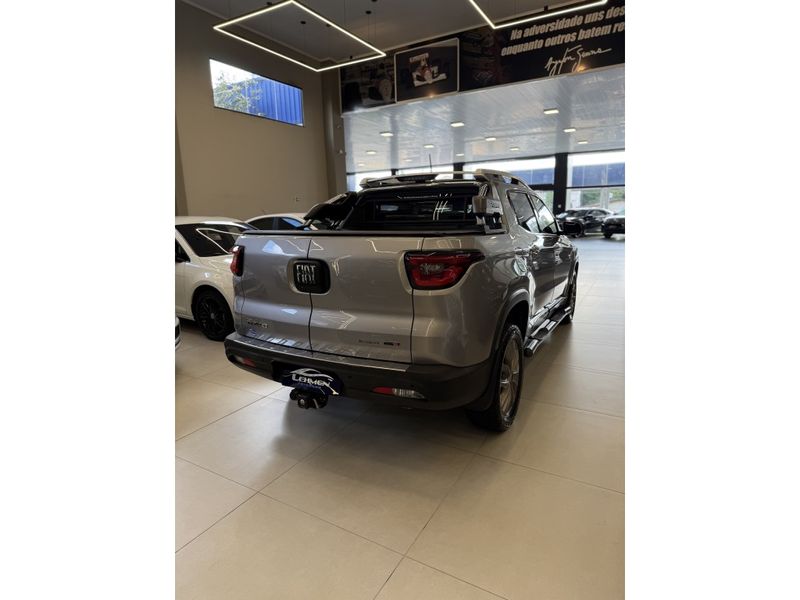 FIAT TORO 2.0 16V TURBO RANCH 4WD AT9 2019/2020 LEHMEN VEÍCULOS VENÂNCIO AIRES / Carros no Vale