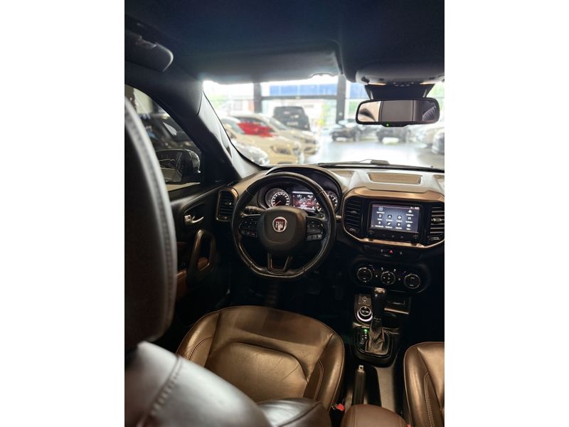 FIAT TORO 2.0 16V TURBO RANCH 4WD AT9 2019/2020 LEHMEN VEÍCULOS VENÂNCIO AIRES / Carros no Vale