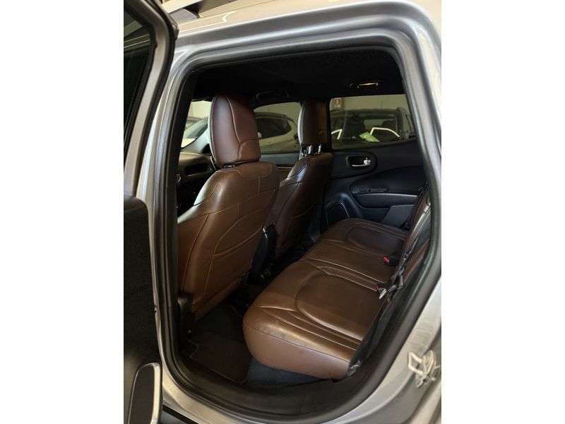 FIAT TORO 2.0 16V TURBO RANCH 4WD AT9 2019/2020 LEHMEN VEÍCULOS VENÂNCIO AIRES / Carros no Vale