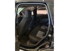 FORD FIESTA 1.0 ROCAM HATCH 8V 2013/2014 LEHMEN VEÍCULOS VENÂNCIO AIRES / Carros no Vale