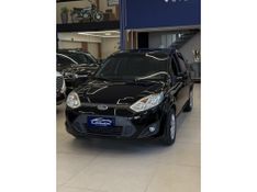 FORD FIESTA 1.0 ROCAM HATCH 8V 2013/2014 LEHMEN VEÍCULOS VENÂNCIO AIRES / Carros no Vale