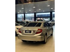 HONDA CIVIC 2.0 LXR 16V 2014/2014 LEHMEN VEÍCULOS VENÂNCIO AIRES / Carros no Vale