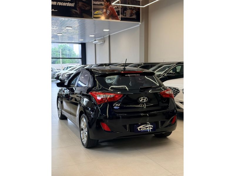 HYUNDAI I30 1.8 MPI 16V 2014/2015 LEHMEN VEÍCULOS VENÂNCIO AIRES / Carros no Vale