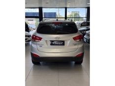 HYUNDAI IX35 2.0 MPI 4X2 16V 2013/2014 LEHMEN VEÍCULOS VENÂNCIO AIRES / Carros no Vale