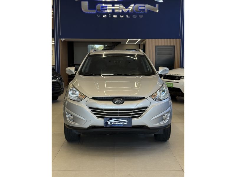 HYUNDAI IX35 2.0 MPI 4X2 16V 2013/2014 LEHMEN VEÍCULOS VENÂNCIO AIRES / Carros no Vale